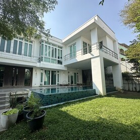 บ้านเดี่ยว ขาย พร้อมสระว่ายน้ำ Sukhumvit71SinglehouseforsalenearBTSPhraKhanong, พร้อมสวนส่วนตัว withpoolvillaSukhumvit71 ใจกลางสุขุมวิท71